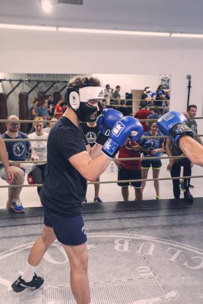 Où trouver un programme de boxe adaptée pour les personnes porteuses de TSA (troubles du spectre autistique) à Paris 19 ?
